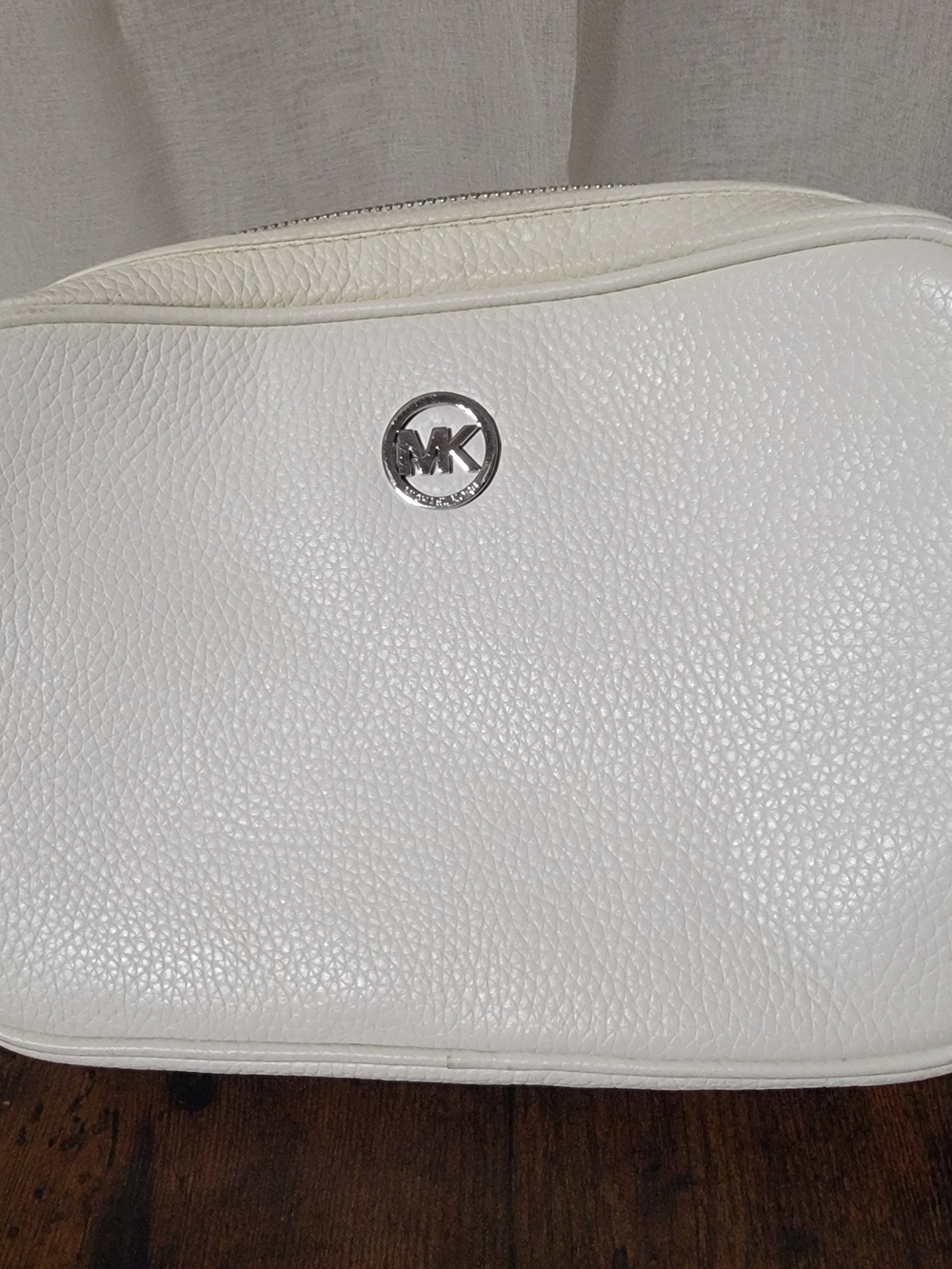 Michael Kors White Pebbled Leather Shoulder Bag with Silver MK Logo